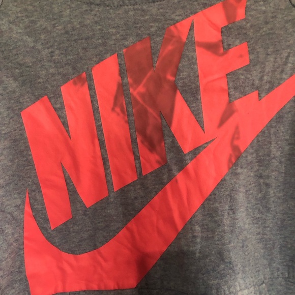 Nike Sweatshirt - Picture 3 of 4